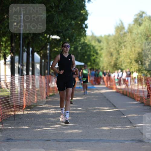 07.09.2025 - 19. Norderstedt Triathlon Michael Strokosch http://msf.ph/oto/8778693 07.09.2025 15:55:33 Laufen 458, 1453, 1510 meine-sportfotos.de