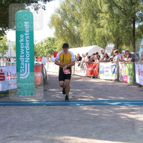 07.09.2025 - 19. Norderstedt Triathlon Zöllner http://msf.ph/oto/8778699 07.09.2025 12:32:19 Ziel 795 meine-sportfotos.de