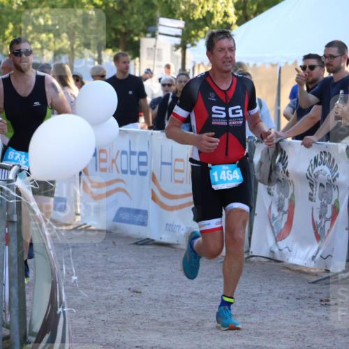 07.09.2025 - 19. Norderstedt Triathlon Zöllner http://msf.ph/oto/8778738 07.09.2025 17:25:58 Ziel 871, 1464 meine-sportfotos.de