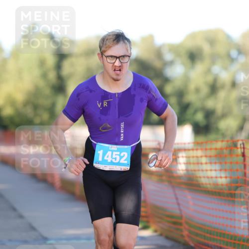 07.09.2025 - 19. Norderstedt Triathlon Michael Strokosch http://msf.ph/oto/8778740 07.09.2025 16:59:20 Laufen 890, 1452 meine-sportfotos.de