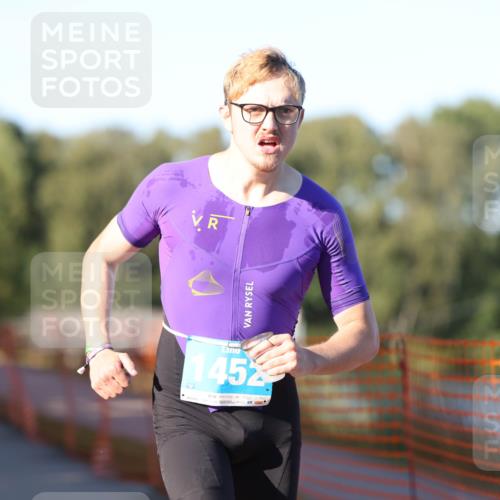 07.09.2025 - 19. Norderstedt Triathlon Michael Strokosch http://msf.ph/oto/8778746 07.09.2025 16:59:20 Laufen 890, 1452 meine-sportfotos.de