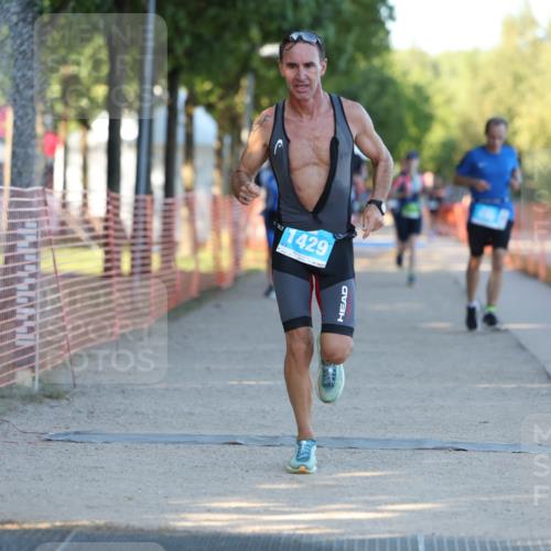 07.09.2025 - 19. Norderstedt Triathlon Michael Strokosch http://msf.ph/oto/8778748 07.09.2025 16:59:23 Laufen 890, 1452, 1568 meine-sportfotos.de