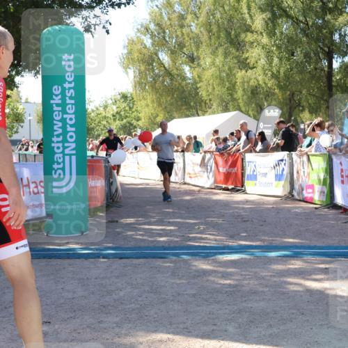 07.09.2025 - 19. Norderstedt Triathlon Zöllner http://msf.ph/oto/8778752 07.09.2025 12:33:42 Ziel 191, 782, 801, 1223 meine-sportfotos.de