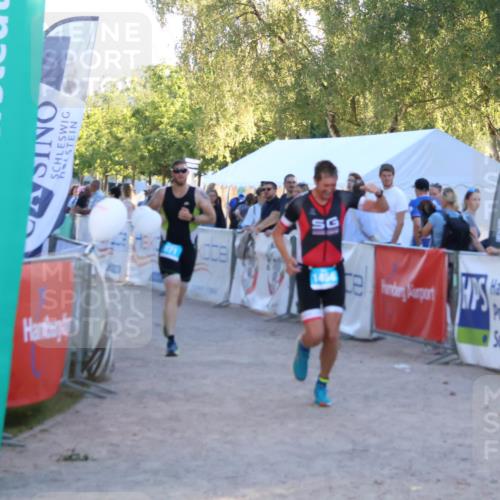 07.09.2025 - 19. Norderstedt Triathlon Zöllner http://msf.ph/oto/8778761 07.09.2025 17:26:00 Ziel 871, 1464 meine-sportfotos.de