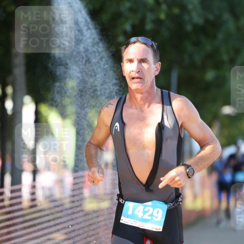 07.09.2025 - 19. Norderstedt Triathlon Michael Strokosch http://msf.ph/oto/8778766 07.09.2025 16:59:24 Laufen 890, 1045, 1568 meine-sportfotos.de