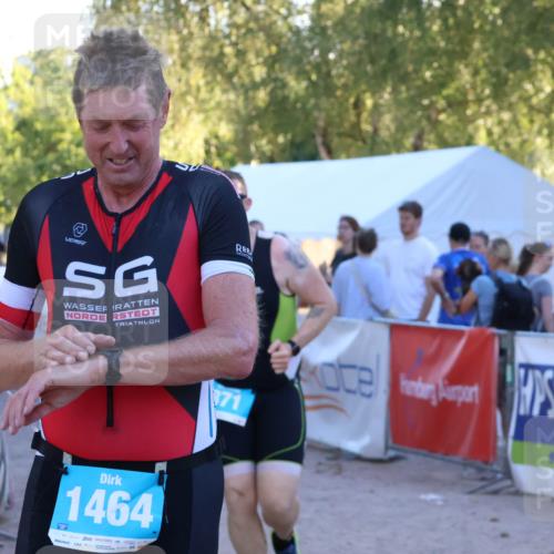 07.09.2025 - 19. Norderstedt Triathlon Zöllner http://msf.ph/oto/8778793 07.09.2025 17:26:02 Ziel 871, 1464 meine-sportfotos.de