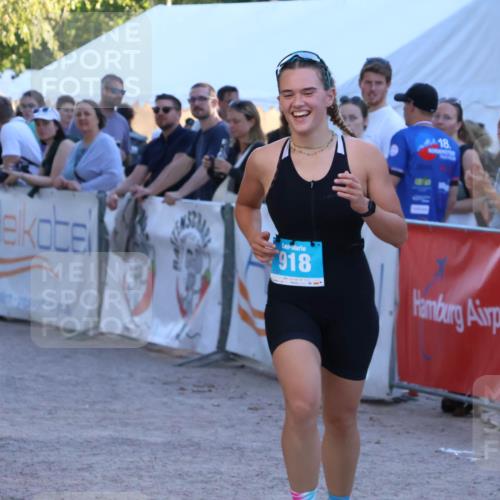 07.09.2025 - 19. Norderstedt Triathlon Zöllner http://msf.ph/oto/8778837 07.09.2025 17:27:16 Ziel 918 meine-sportfotos.de