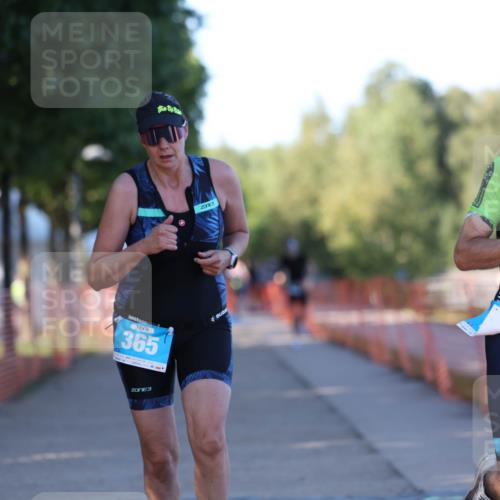 07.09.2025 - 19. Norderstedt Triathlon Michael Strokosch http://msf.ph/oto/8778844 07.09.2025 16:59:34 Laufen 923, 1045, 1568 meine-sportfotos.de