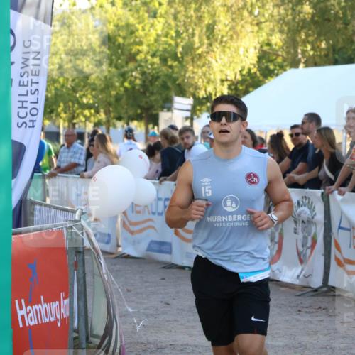 07.09.2025 - 19. Norderstedt Triathlon Zöllner http://msf.ph/oto/8778920 07.09.2025 17:28:23 Ziel 378 meine-sportfotos.de