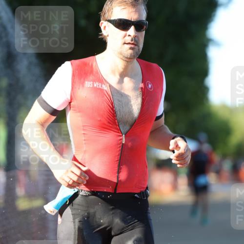 07.09.2025 - 19. Norderstedt Triathlon Michael Strokosch http://msf.ph/oto/8778938 07.09.2025 17:00:04 Laufen 412, 894, 1423, 1464 meine-sportfotos.de