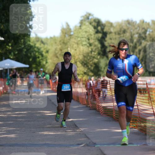 07.09.2025 - 19. Norderstedt Triathlon Michael Strokosch http://msf.ph/oto/8778981 07.09.2025 15:55:58 Laufen 395, 1447 meine-sportfotos.de