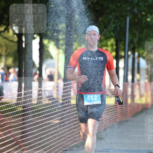07.09.2025 - 19. Norderstedt Triathlon Michael Strokosch http://msf.ph/oto/8778984 07.09.2025 17:00:09 Laufen 412, 1423, 1464 meine-sportfotos.de