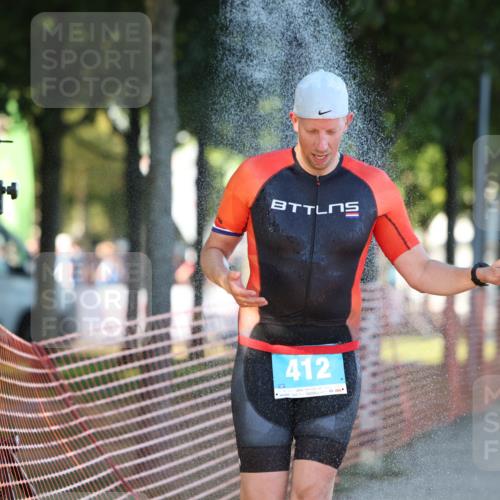 07.09.2025 - 19. Norderstedt Triathlon Michael Strokosch http://msf.ph/oto/8778999 07.09.2025 17:00:10 Laufen 412, 1464 meine-sportfotos.de
