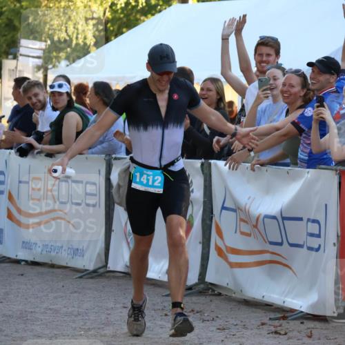07.09.2025 - 19. Norderstedt Triathlon Zöllner http://msf.ph/oto/8779012 07.09.2025 17:28:49 Ziel 1412 meine-sportfotos.de