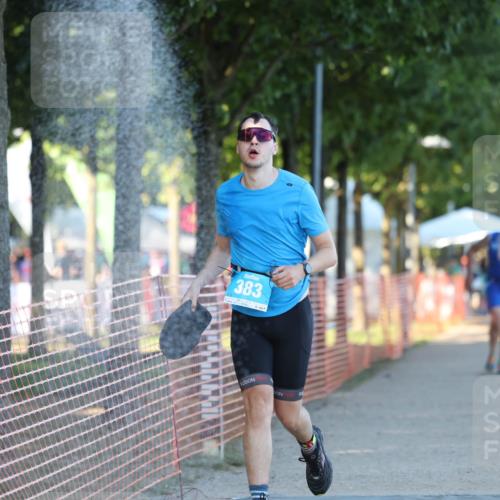 07.09.2025 - 19. Norderstedt Triathlon Michael Strokosch http://msf.ph/oto/8779050 07.09.2025 17:00:32 Laufen 383, 1449 meine-sportfotos.de