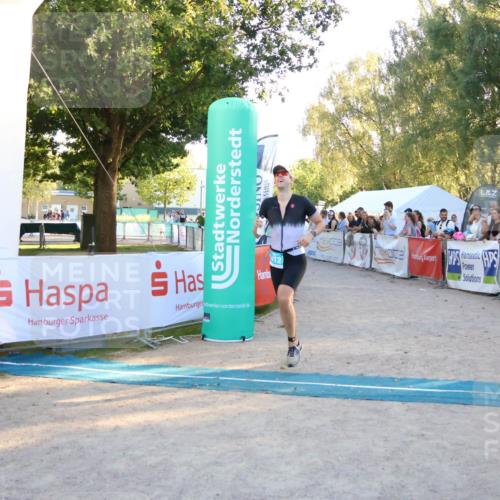 07.09.2025 - 19. Norderstedt Triathlon Zöllner http://msf.ph/oto/8779053 07.09.2025 17:28:52 Ziel 1412 meine-sportfotos.de
