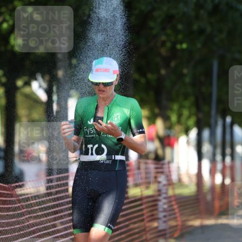07.09.2025 - 19. Norderstedt Triathlon Michael Strokosch http://msf.ph/oto/8779057 07.09.2025 15:56:16 Laufen 391, 1491 meine-sportfotos.de