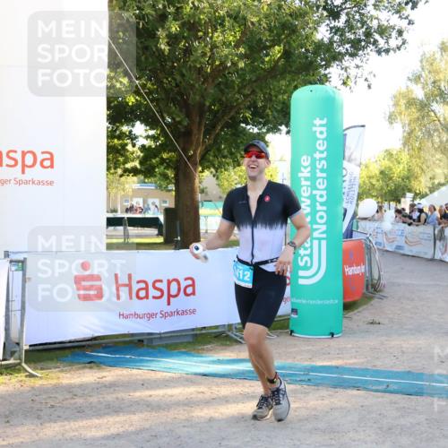 07.09.2025 - 19. Norderstedt Triathlon Zöllner http://msf.ph/oto/8779072 07.09.2025 17:28:53 Ziel 1412 meine-sportfotos.de