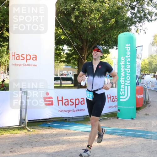 07.09.2025 - 19. Norderstedt Triathlon Zöllner http://msf.ph/oto/8779075 07.09.2025 17:28:53 Ziel 1412 meine-sportfotos.de