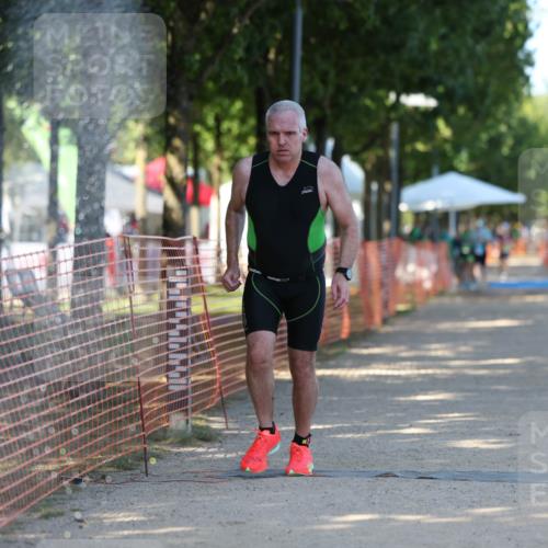 07.09.2025 - 19. Norderstedt Triathlon Michael Strokosch http://msf.ph/oto/8779086 07.09.2025 15:56:23 Laufen 391 meine-sportfotos.de