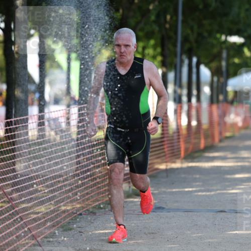 07.09.2025 - 19. Norderstedt Triathlon Michael Strokosch http://msf.ph/oto/8779117 07.09.2025 15:56:24 Laufen 391 meine-sportfotos.de