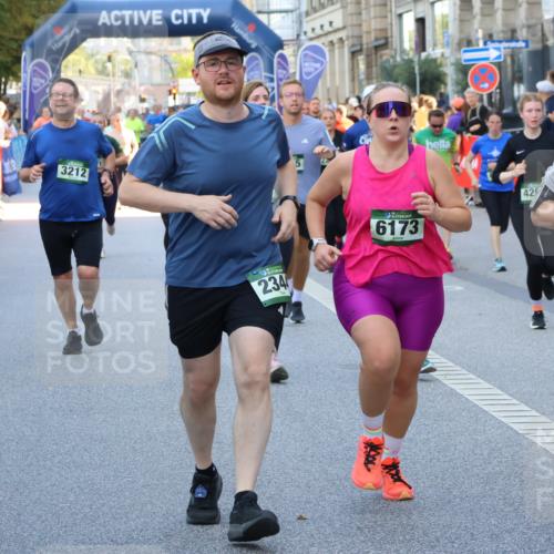 07.09.2025 - BARMER Alsterlauf Strokosch-Dieckow http://msf.ph/oto/8779126 07.09.2025 10:06:35 Ziel 2668, 2994, 3391, 3427, 3729, 3730, 3739, 3998, 4089, 4090, 4153, 4466, 4502, 4503, 4711, 4854, 4934, 5198, 5200, 5333, 5364, 5510, 5646, 5801, 5833, 6057, 6268, 6278, 8157, 8304, 8348 meine-sportfotos.de