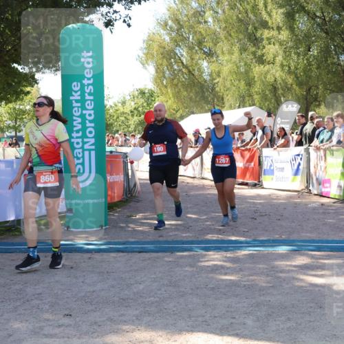 07.09.2025 - 19. Norderstedt Triathlon Zöllner http://msf.ph/oto/8779143 07.09.2025 12:36:47 Ziel 190, 860, 1267, 1319 meine-sportfotos.de