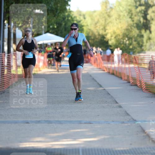 07.09.2025 - 19. Norderstedt Triathlon Michael Strokosch http://msf.ph/oto/8779195 07.09.2025 17:01:01 Laufen 883, 918 meine-sportfotos.de