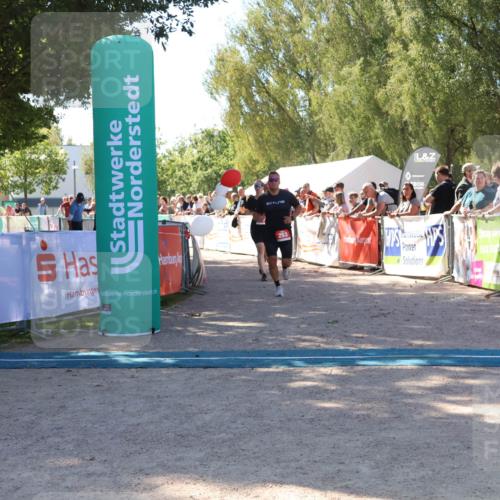 07.09.2025 - 19. Norderstedt Triathlon Zöllner http://msf.ph/oto/8779202 07.09.2025 12:37:34 Ziel 253, 861, 1244 meine-sportfotos.de