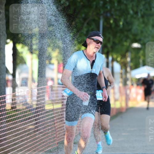 07.09.2025 - 19. Norderstedt Triathlon Michael Strokosch http://msf.ph/oto/8779218 07.09.2025 17:01:03 Laufen 883, 918 meine-sportfotos.de