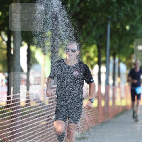 07.09.2025 - 19. Norderstedt Triathlon Michael Strokosch http://msf.ph/oto/8779264 07.09.2025 17:01:12 Laufen 1448 meine-sportfotos.de
