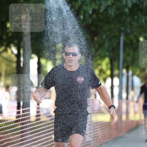 07.09.2025 - 19. Norderstedt Triathlon Michael Strokosch http://msf.ph/oto/8779269 07.09.2025 17:01:12 Laufen 1448 meine-sportfotos.de