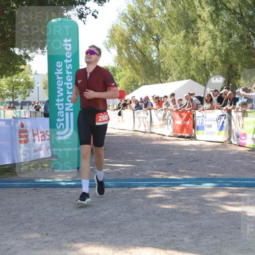 07.09.2025 - 19. Norderstedt Triathlon Zöllner http://msf.ph/oto/8779324 07.09.2025 12:37:42 Ziel 253, 280, 719, 1244 meine-sportfotos.de