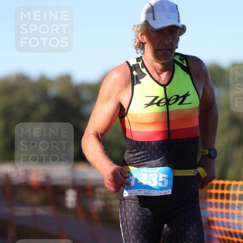 07.09.2025 - 19. Norderstedt Triathlon Michael Strokosch http://msf.ph/oto/8779337 07.09.2025 17:01:23 Laufen 1435 meine-sportfotos.de