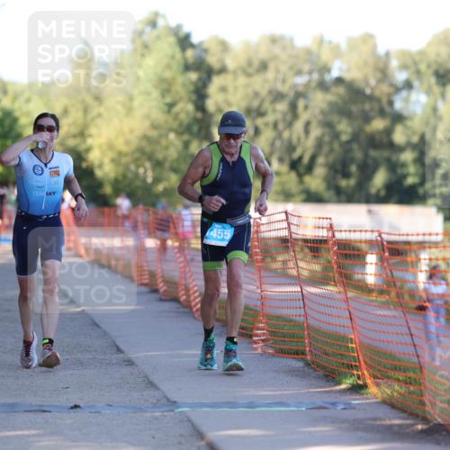 07.09.2025 - 19. Norderstedt Triathlon Michael Strokosch http://msf.ph/oto/8779390 07.09.2025 17:01:41 Laufen 903, 1455 meine-sportfotos.de
