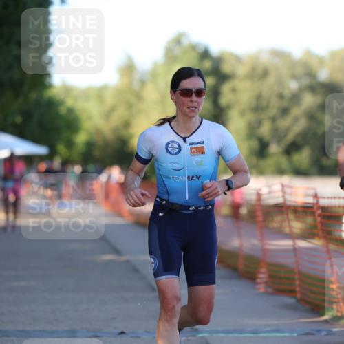 07.09.2025 - 19. Norderstedt Triathlon Michael Strokosch http://msf.ph/oto/8779419 07.09.2025 17:01:44 Laufen 903, 1455 meine-sportfotos.de