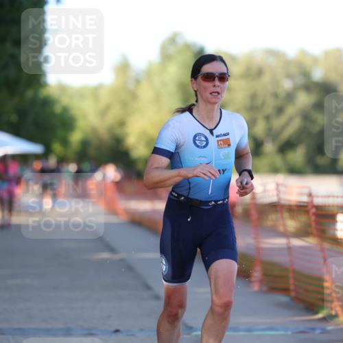 07.09.2025 - 19. Norderstedt Triathlon Michael Strokosch http://msf.ph/oto/8779425 07.09.2025 17:01:44 Laufen 903, 1455 meine-sportfotos.de
