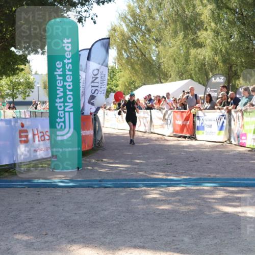 07.09.2025 - 19. Norderstedt Triathlon Zöllner http://msf.ph/oto/8779459 07.09.2025 12:38:45 Ziel 299 meine-sportfotos.de