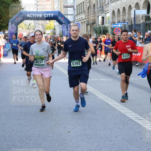 07.09.2025 - BARMER Alsterlauf Strokosch-Dieckow http://msf.ph/oto/8779461 07.09.2025 10:06:27 Ziel 2244, 2668, 2795, 3427, 3655, 3691, 3729, 3730, 3739, 3804, 3940, 4064, 4089, 4090, 4502, 4711, 4854, 4934, 5198, 5200, 5333, 5510, 5646, 5801, 5833, 6039, 6342, 8304, 8348 meine-sportfotos.de