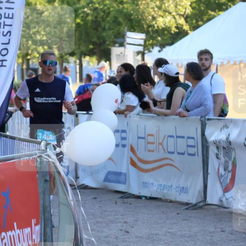 07.09.2025 - 19. Norderstedt Triathlon Zöllner http://msf.ph/oto/8779507 07.09.2025 17:31:53 Ziel 1400 meine-sportfotos.de