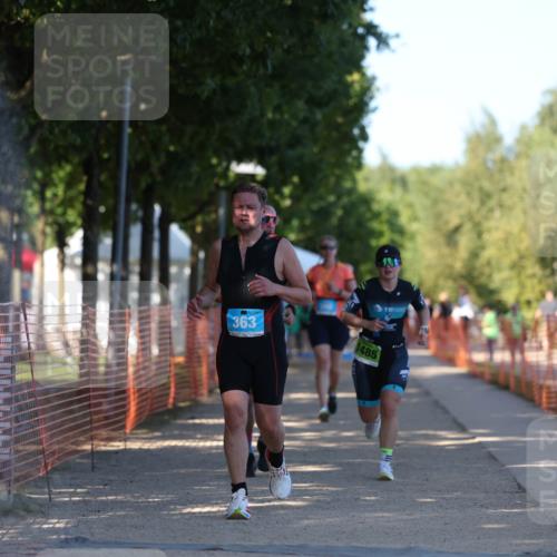 07.09.2025 - 19. Norderstedt Triathlon Michael Strokosch http://msf.ph/oto/8779518 07.09.2025 15:58:55 Laufen 363, 448, 1485 meine-sportfotos.de