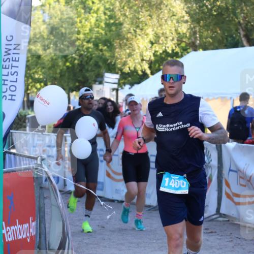 07.09.2025 - 19. Norderstedt Triathlon Zöllner http://msf.ph/oto/8779535 07.09.2025 17:31:55 Ziel 914, 1400, 1442 meine-sportfotos.de