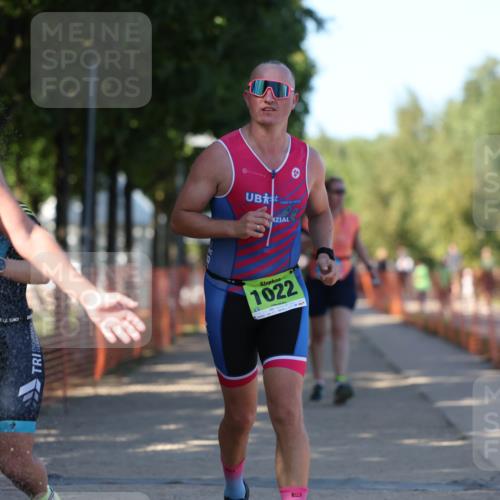 07.09.2025 - 19. Norderstedt Triathlon Michael Strokosch http://msf.ph/oto/8779557 07.09.2025 15:58:59 Laufen 363, 390, 1485 meine-sportfotos.de