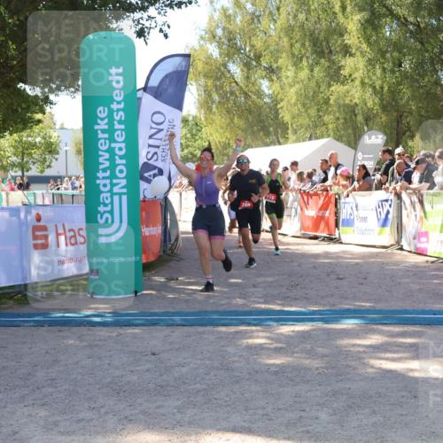 07.09.2025 - 19. Norderstedt Triathlon Zöllner http://msf.ph/oto/8779575 07.09.2025 12:40:14 Ziel 748, 763, 767, 778, 1239 meine-sportfotos.de