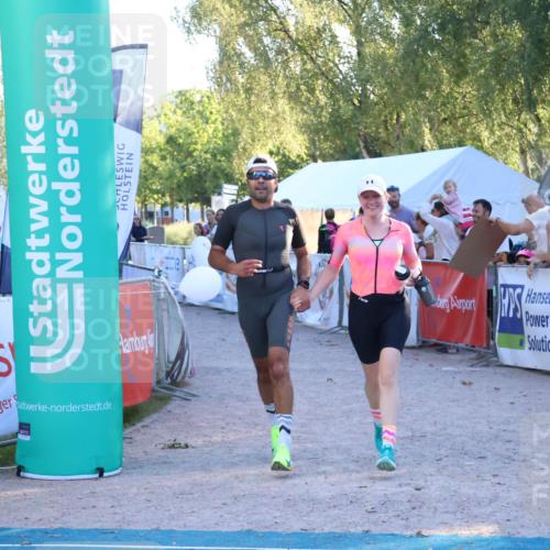 07.09.2025 - 19. Norderstedt Triathlon Zöllner http://msf.ph/oto/8779588 07.09.2025 17:31:59 Ziel 914, 1400, 1442 meine-sportfotos.de