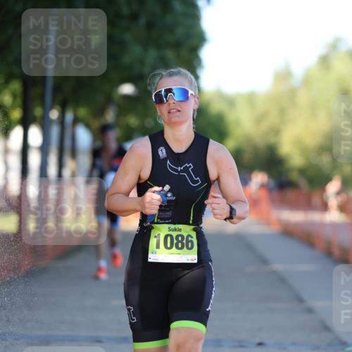 07.09.2025 - 19. Norderstedt Triathlon Michael Strokosch http://msf.ph/oto/8779608 07.09.2025 17:02:34 Laufen 878, 1086, 1417 meine-sportfotos.de