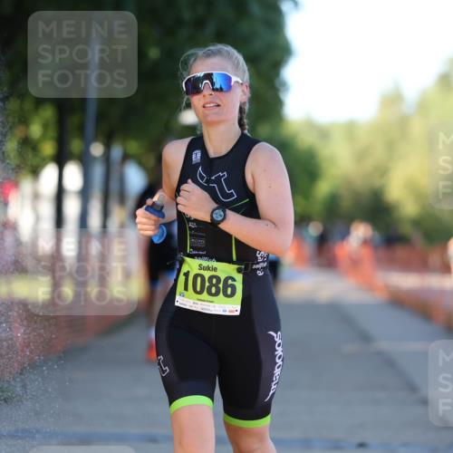 07.09.2025 - 19. Norderstedt Triathlon Michael Strokosch http://msf.ph/oto/8779611 07.09.2025 17:02:34 Laufen 878, 1086, 1417 meine-sportfotos.de