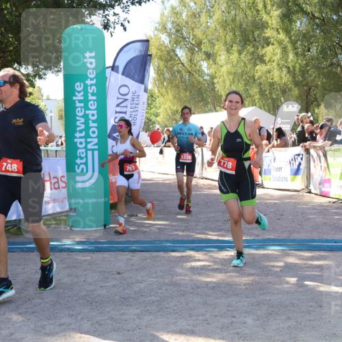 07.09.2025 - 19. Norderstedt Triathlon Zöllner http://msf.ph/oto/8779612 07.09.2025 12:40:17 Ziel 748, 763, 767, 778, 1239 meine-sportfotos.de
