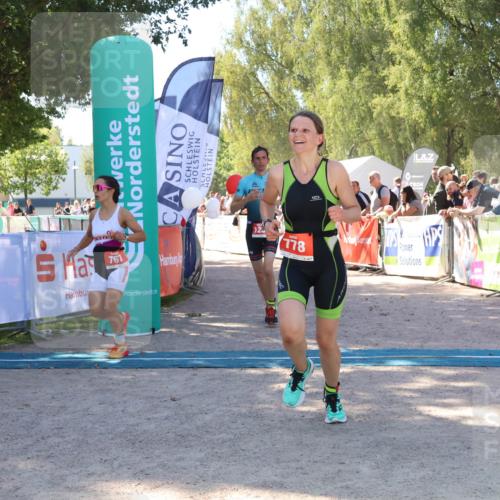 07.09.2025 - 19. Norderstedt Triathlon Zöllner http://msf.ph/oto/8779618 07.09.2025 12:40:18 Ziel 748, 763, 767, 778, 1239 meine-sportfotos.de