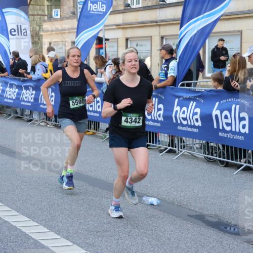 07.09.2025 - BARMER Alsterlauf Strokosch-Dieckow http://msf.ph/oto/8779627 07.09.2025 10:06:24 Ziel 2244, 2380, 2523, 2573, 2574, 2668, 2795, 3427, 3655, 3691, 3729, 3730, 3739, 3804, 3810, 3940, 3957, 3958, 4064, 4272, 4356, 4502, 4711, 4854, 5333, 5510, 5602, 5646, 5801, 6036, 6039, 6342, 8304, 8348 meine-sportfotos.de